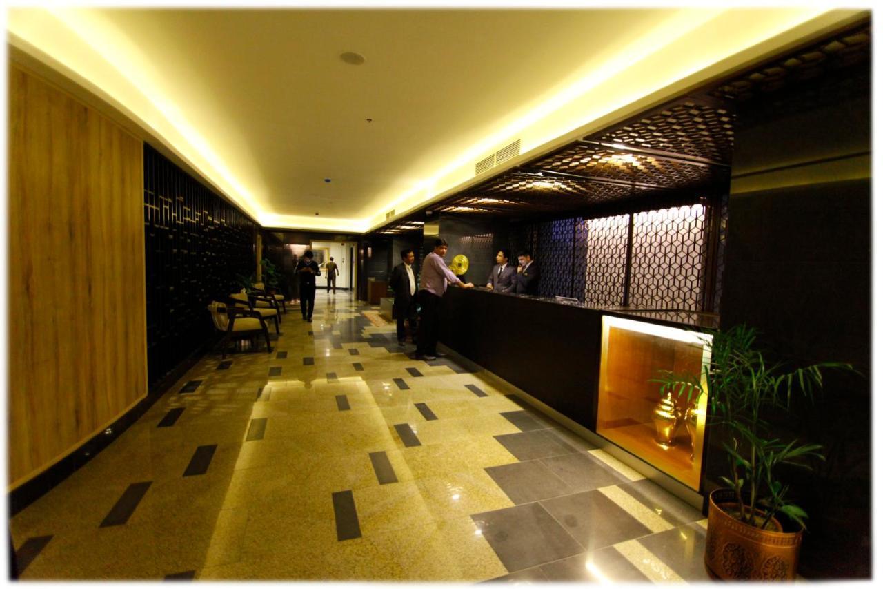 Grand Palm Hotel Lahore Exterior foto